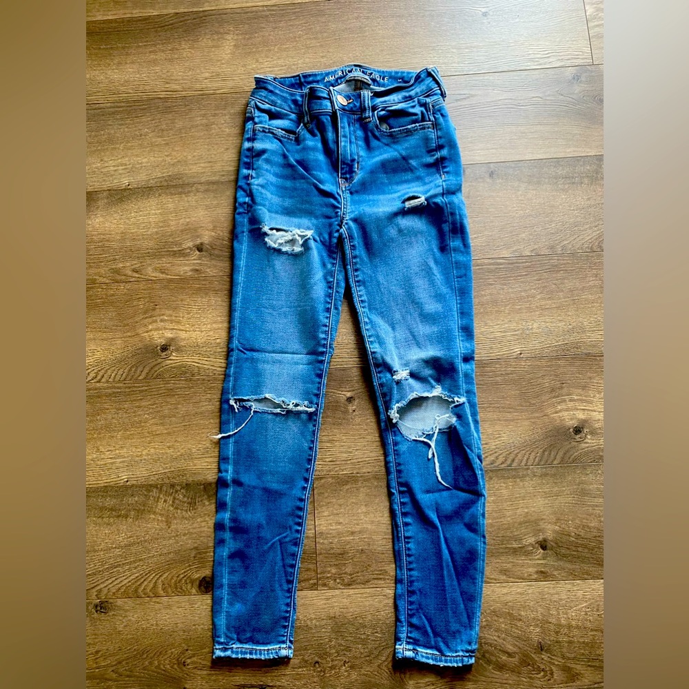 Woman’s American Eagle Next Level Stretch Jeans
